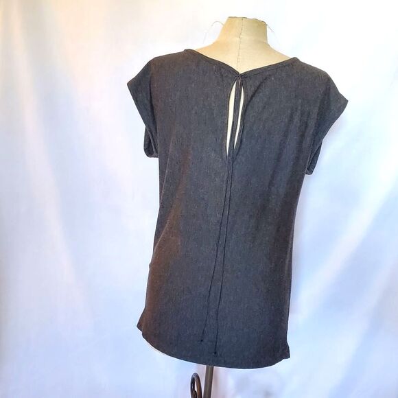 Gray w/ Gold Detail Foreign Exchange Tunic Top, Small - Picture 4 of 9